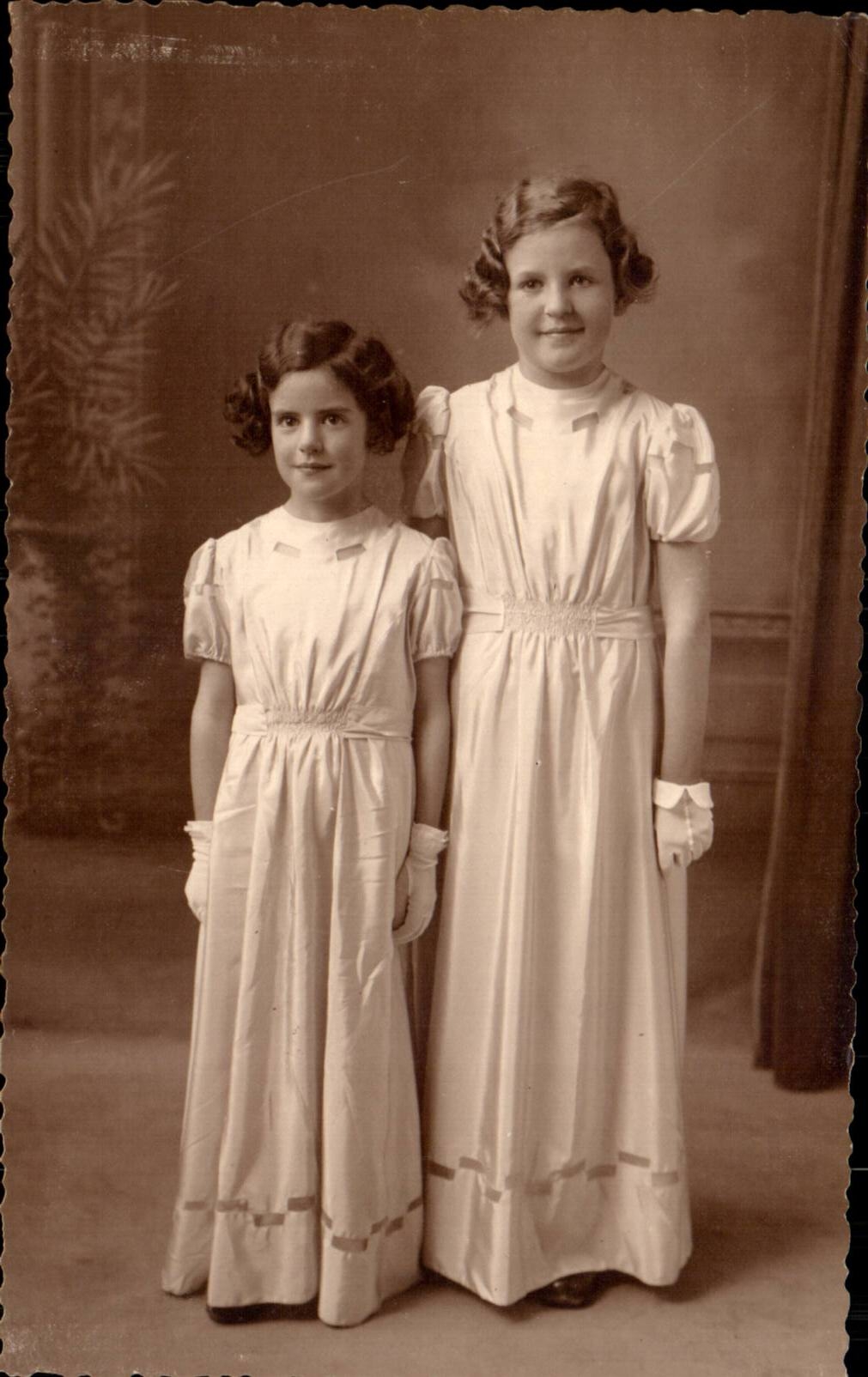 CARTE PHOTO Folklore Enfants