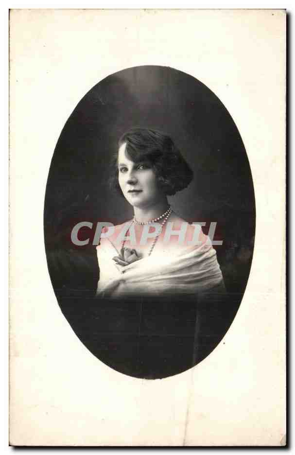 CARTE PHOTO Folklore Jeune fille 