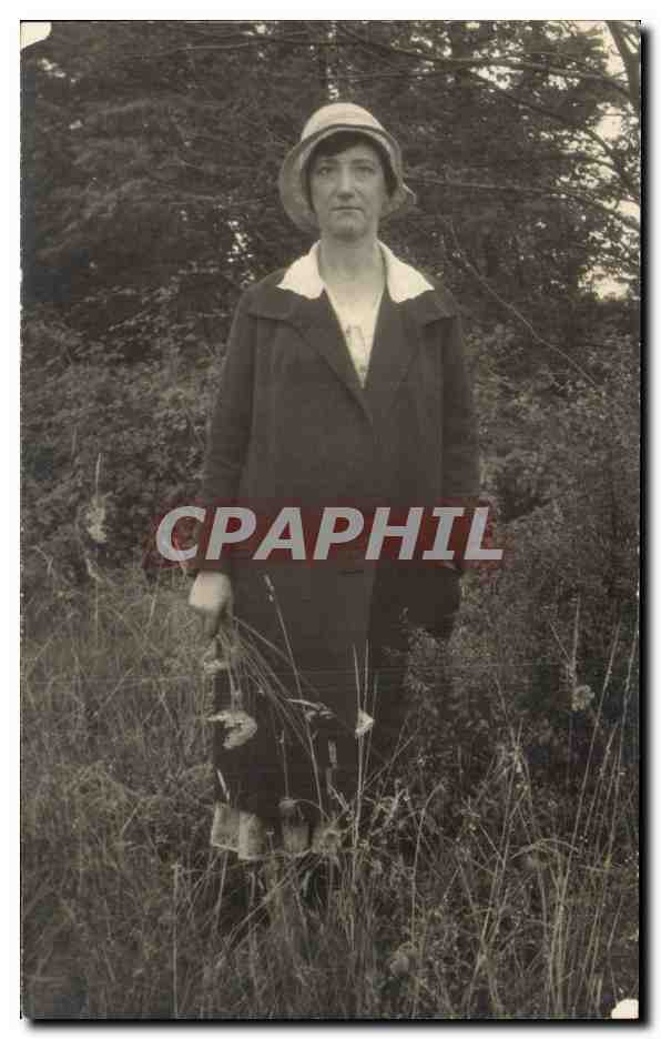 CARTE PHOTO Folklore Femme