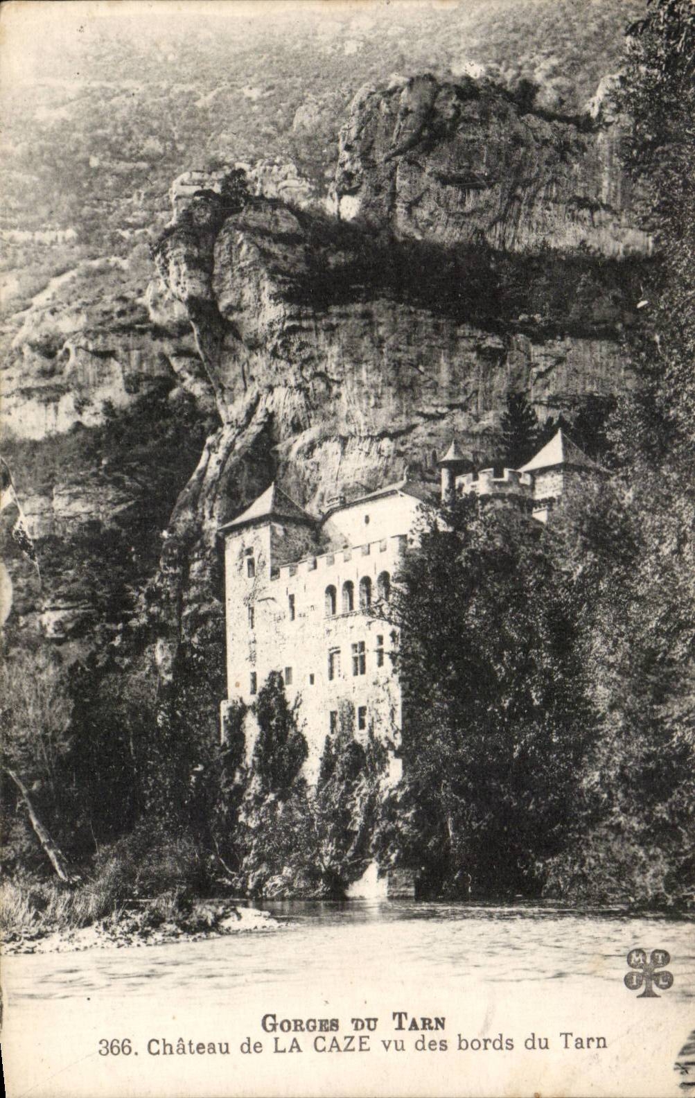 CPA Gorges du Tarn Chateau de la Caze vu des bords du Tarn 