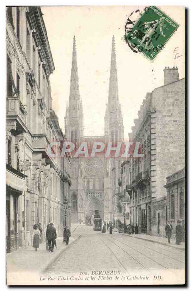 Bordeaux — Ansicht der Vital-Carles-Straße und der Kirchtürme der Kathedrale — DD. n° 100