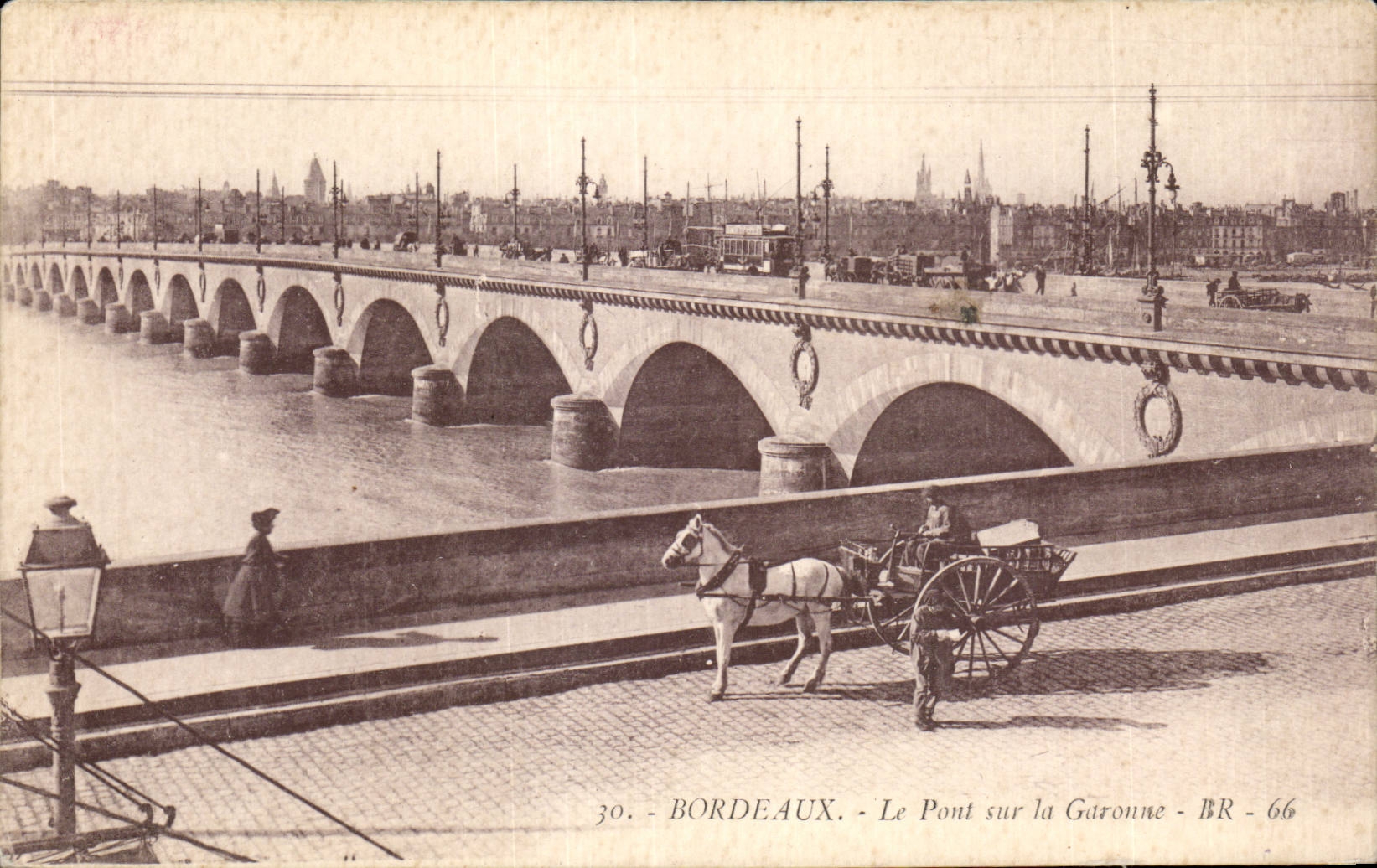 Bordeaux - Le Pont sur la Garonne — BR - 66