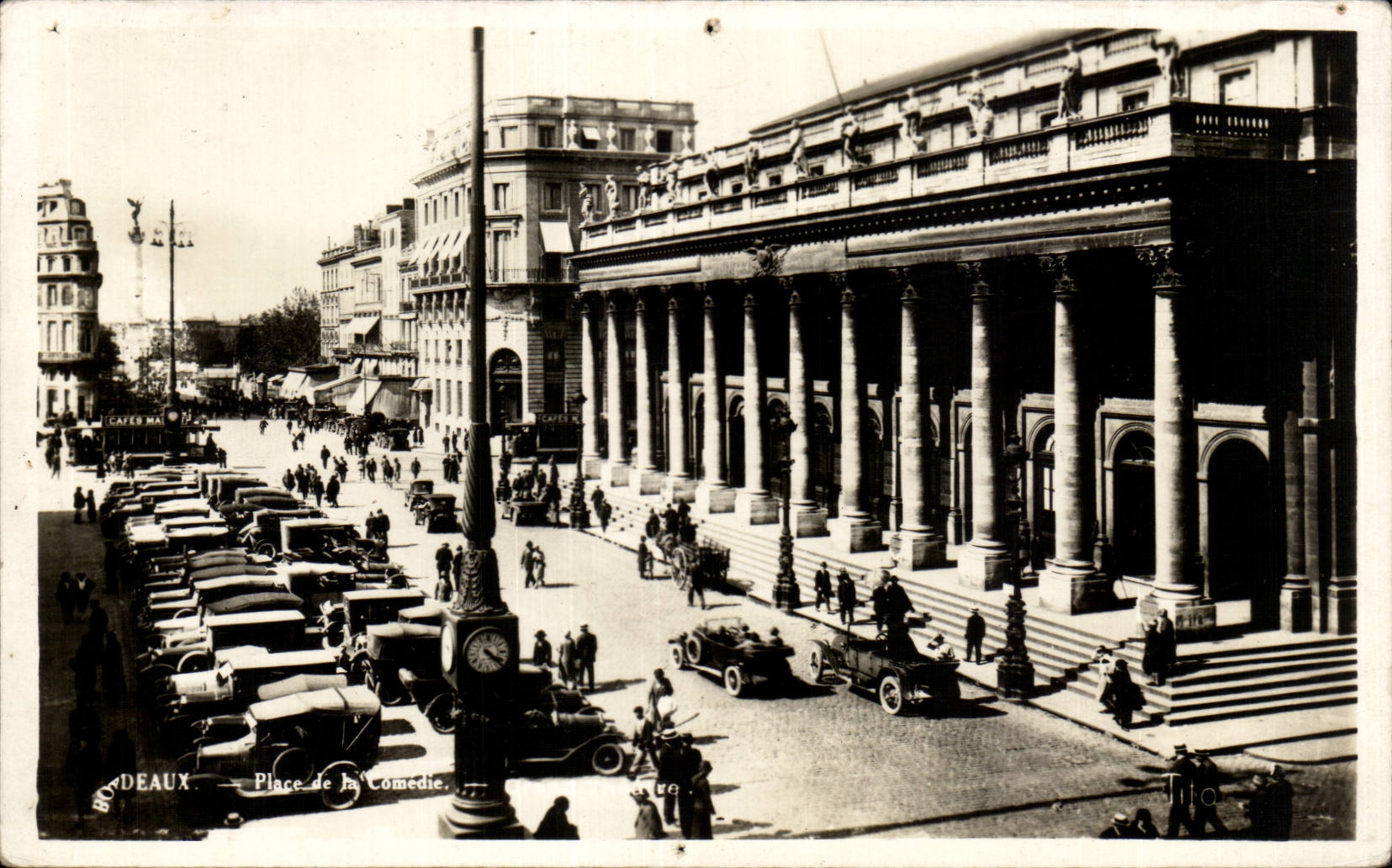 Bordeaux - Place de la Comedie - CPA 