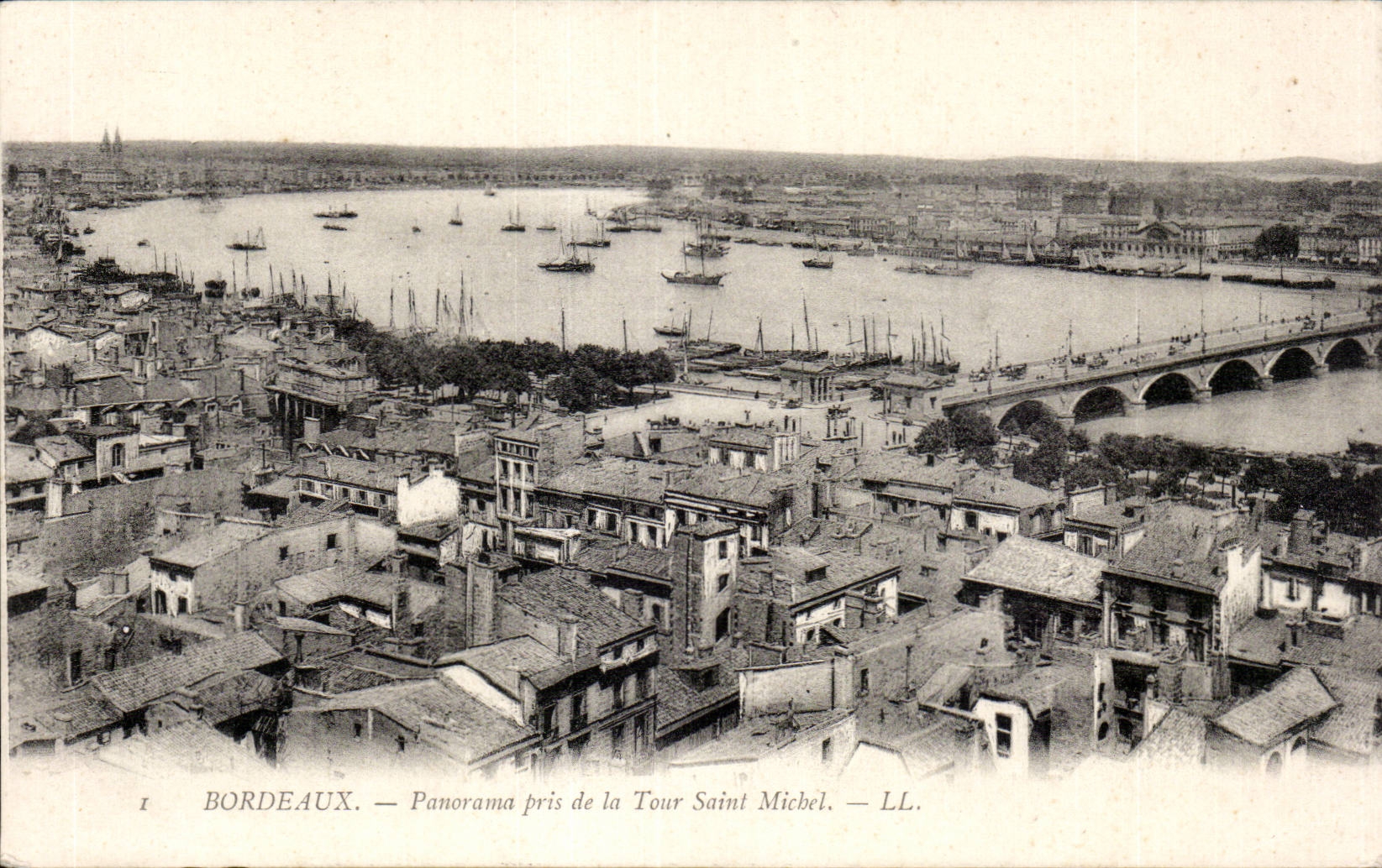 Bordeaux - Panorama pris de la Tour Saint Michel - CPA 
