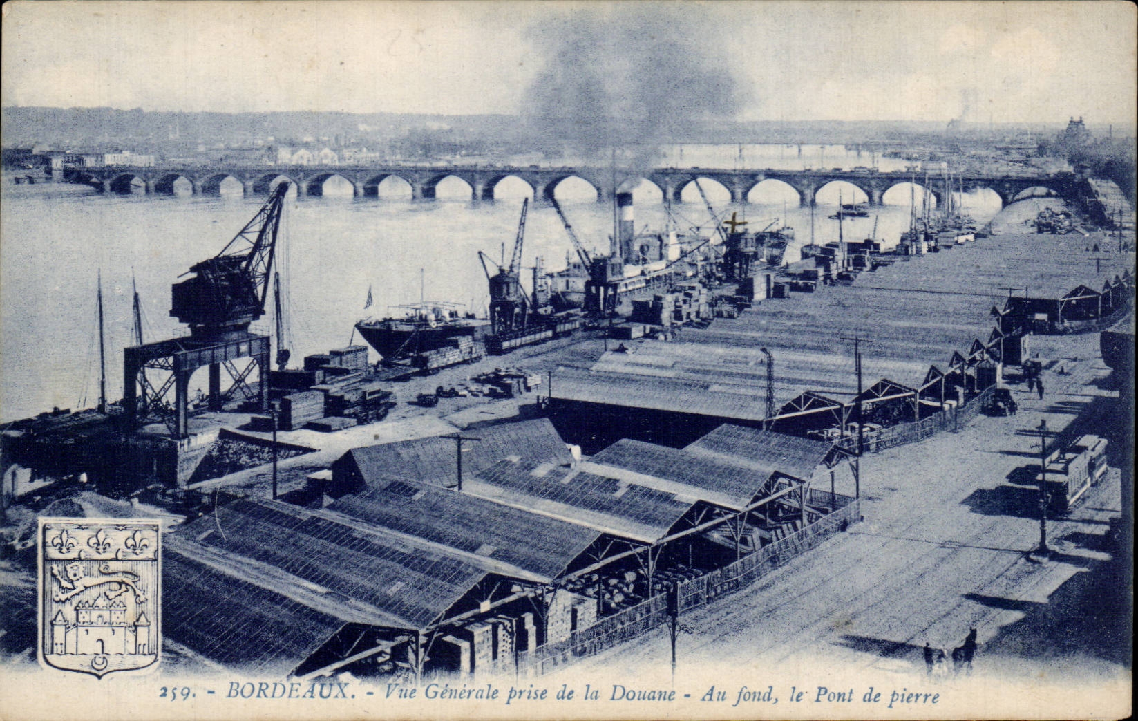 Bordeaux - Vue Generale prise de la Douane - Le Pont de Pierre - CPA 