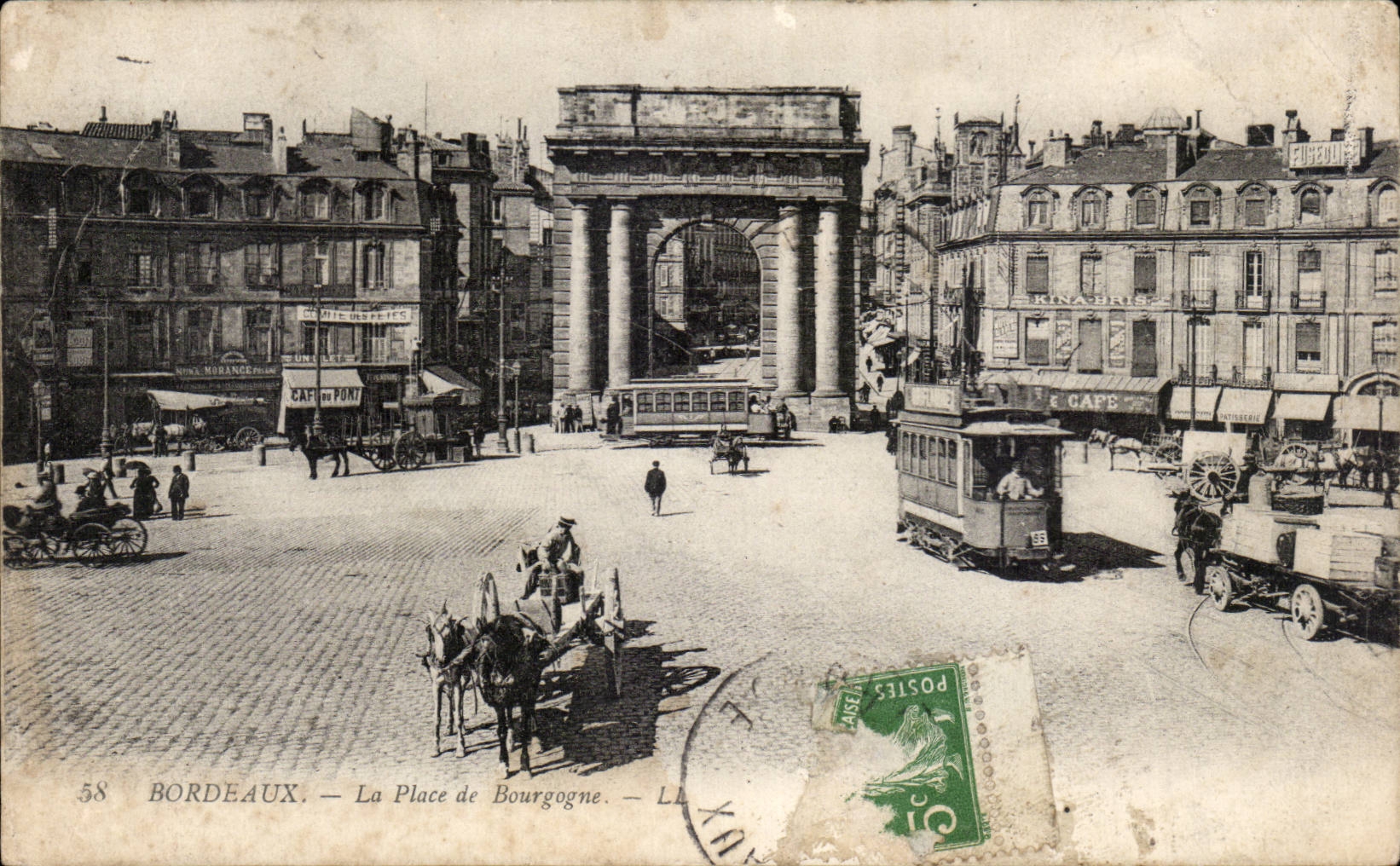 Bordeaux — La Place de Bourgogne — LL