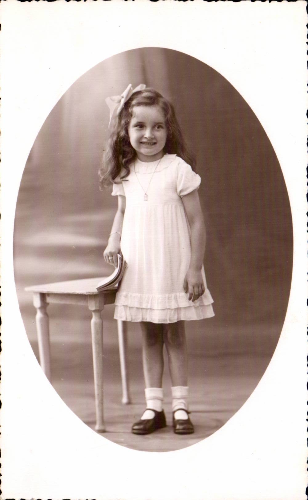 CARTE PHOTO Fantaisie - Enfant - Fille - Pretty little girl - CPA 