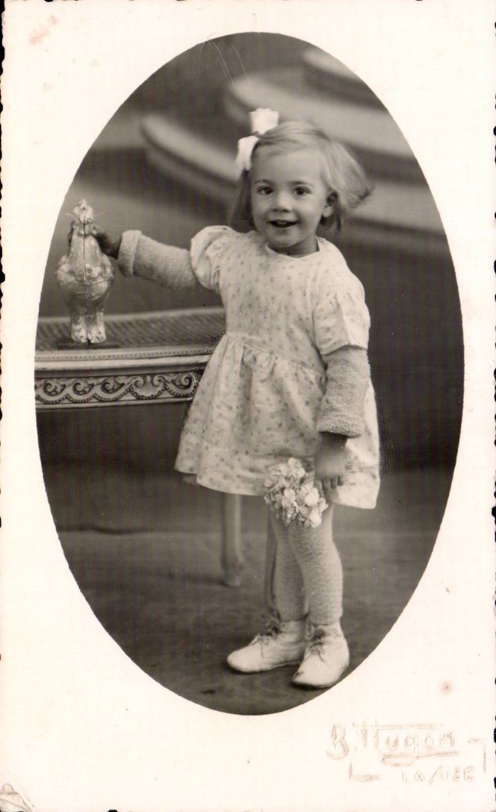 CARTE PHOTO Fantaisie - Enfant - Fille - Smiling girl - CPA 