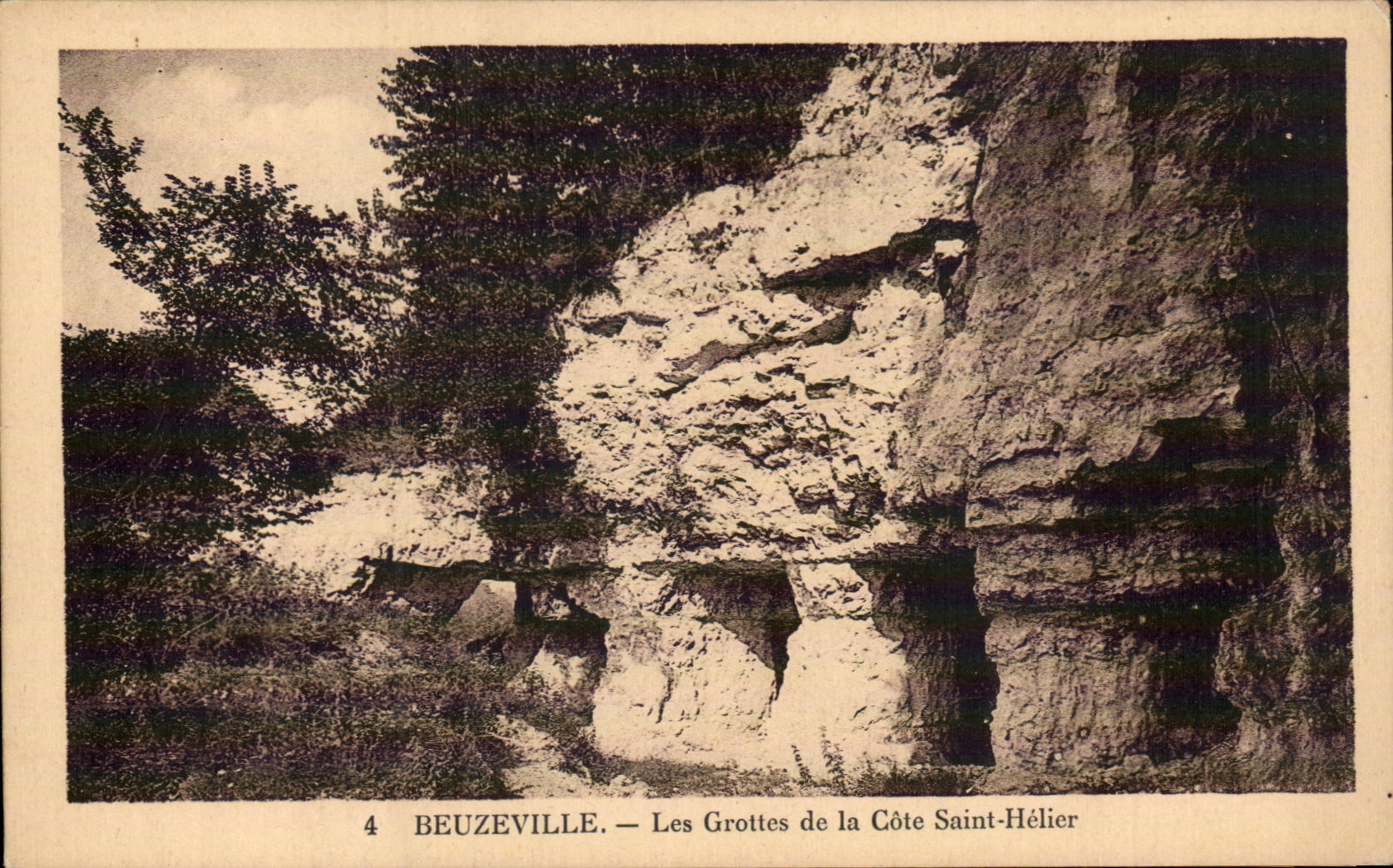 Beuzeville - Les Grottes de la Cote Saint Helier - CPA 