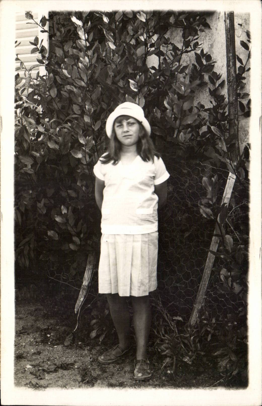 CARTE PHOTO Fantaisie - Enfants - Fille - girl with hat - CPA 