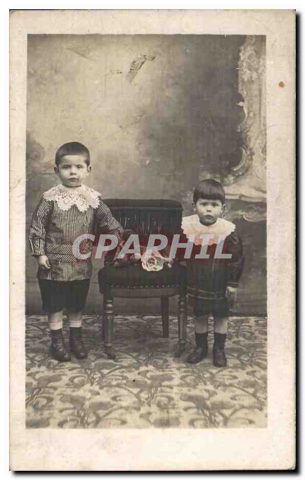CARTE PHOTO Fantaisie - Enfants - Bebe - Baby - - CPA Fantaisie - Enfants - Garcon - two small boys - CPA 