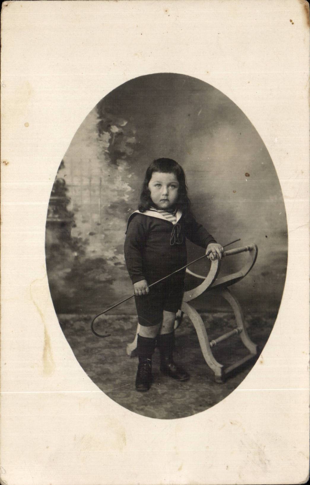 CARTE PHOTO Fantaisie - Enfants - child with cane - CPA 