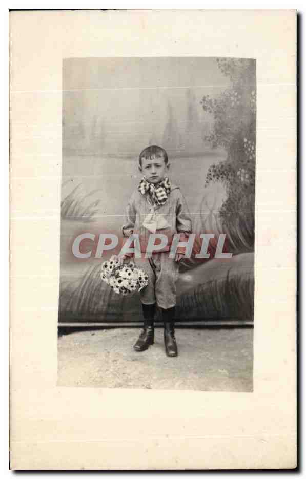 CARTE PHOTO Fantaisie - enfants -garcon - little boy with bouquet - CPA 