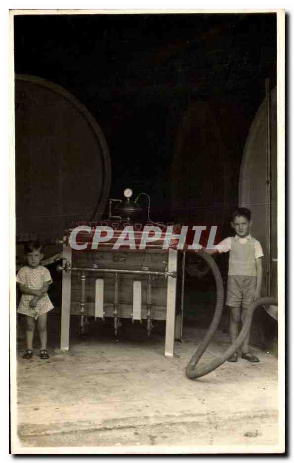 CARTE PHOTO Fantaisie - enfants - garcons - boys with machine - CPA 