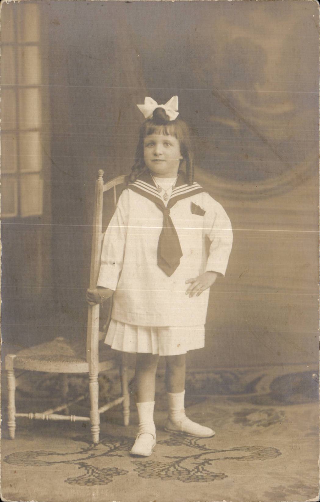 CARTE PHOTO Fantaisie - enfants - fille - little girl in sailor suit - CPA 