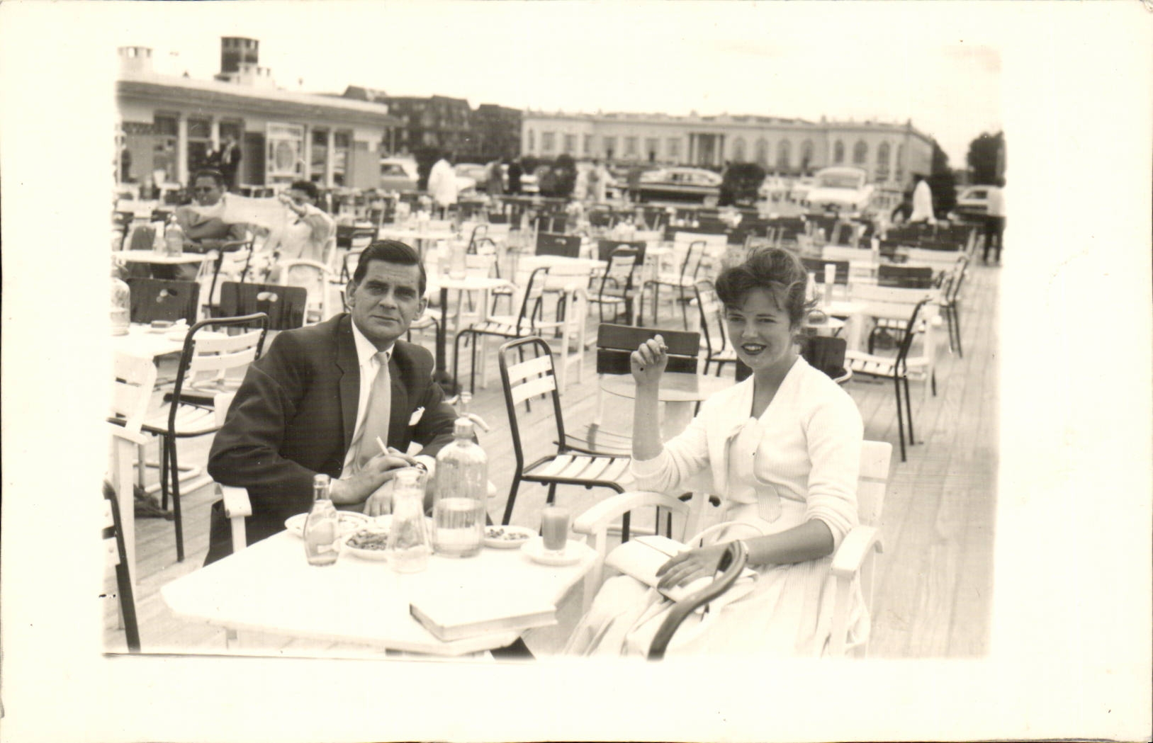 CARTE PHOTO Fantaisie - Couple - lunch - restaurant - CPA 