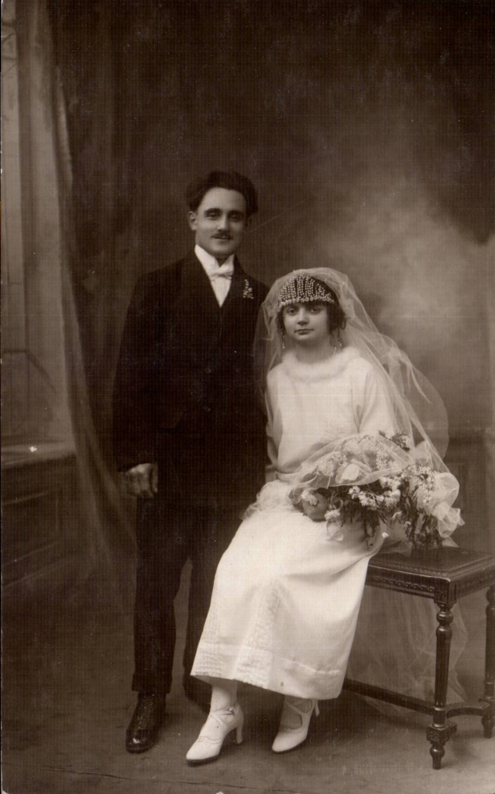 CARTE PHOTO Couple Femme Mariee Costume Folklore