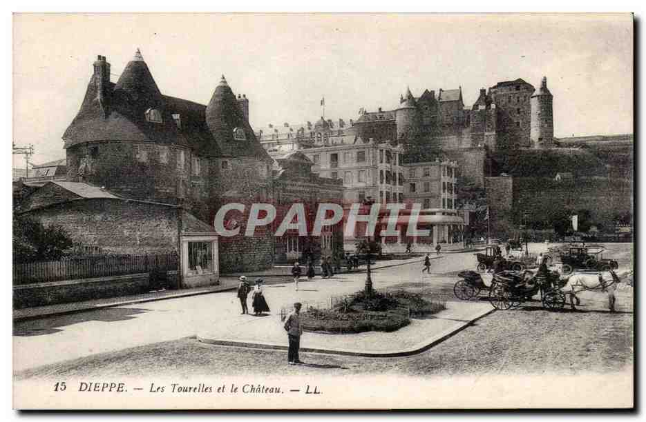 CPA Dieppe Les tourelles et le chateau
