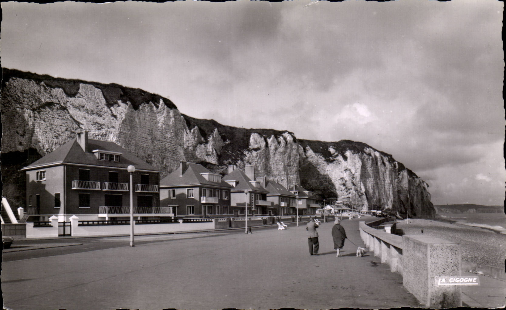 CPSM Dieppe Le bas Fort Blanc