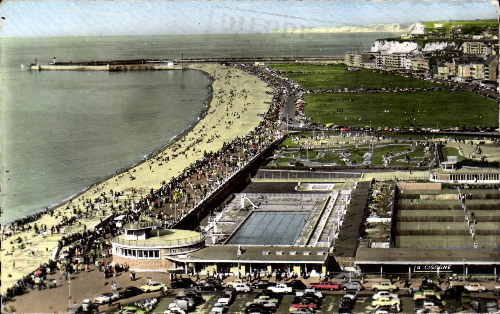 CPSM Dieppe Vue generale de la plage