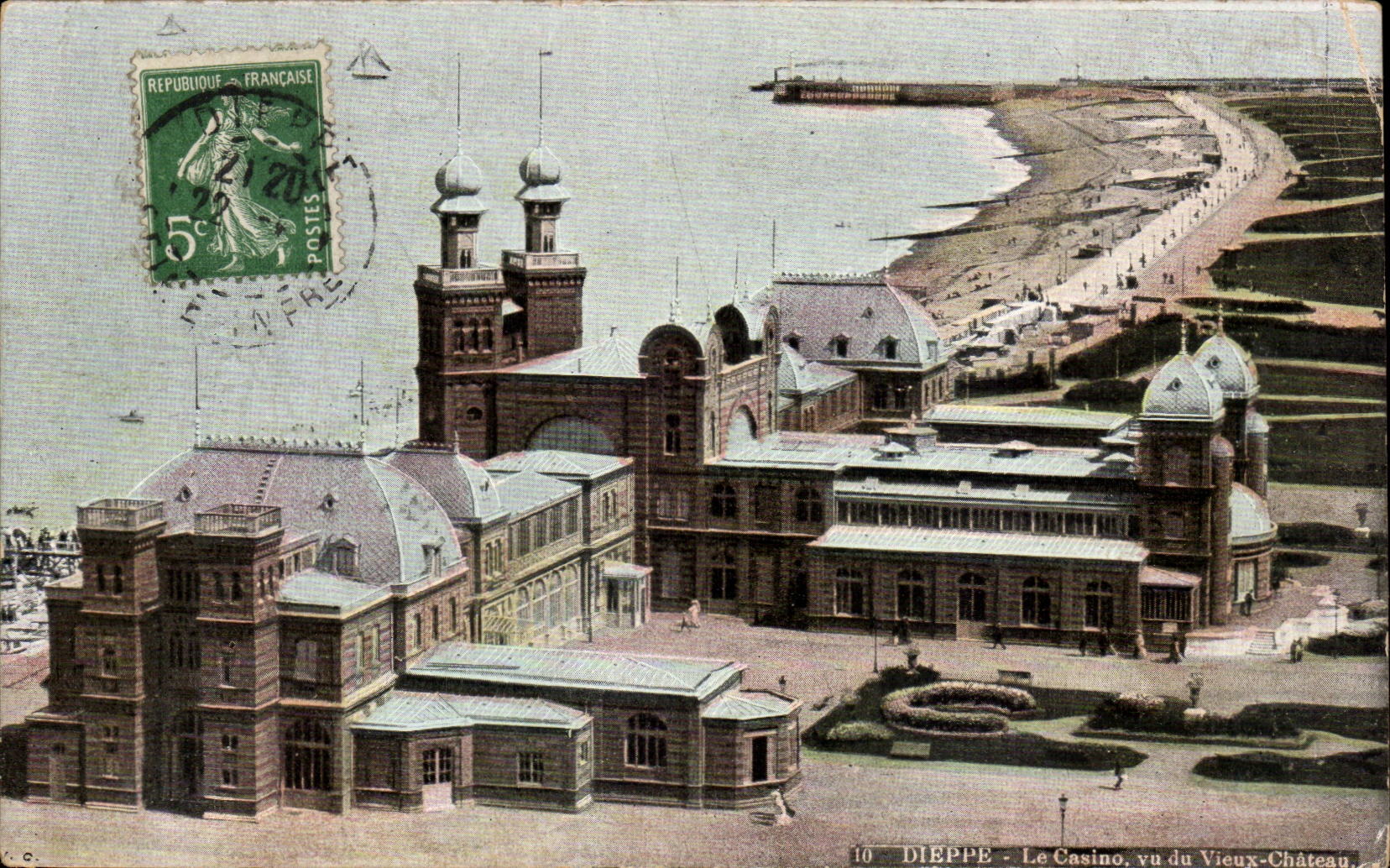 CPA Dieppe Le casino vu du vieux chateau