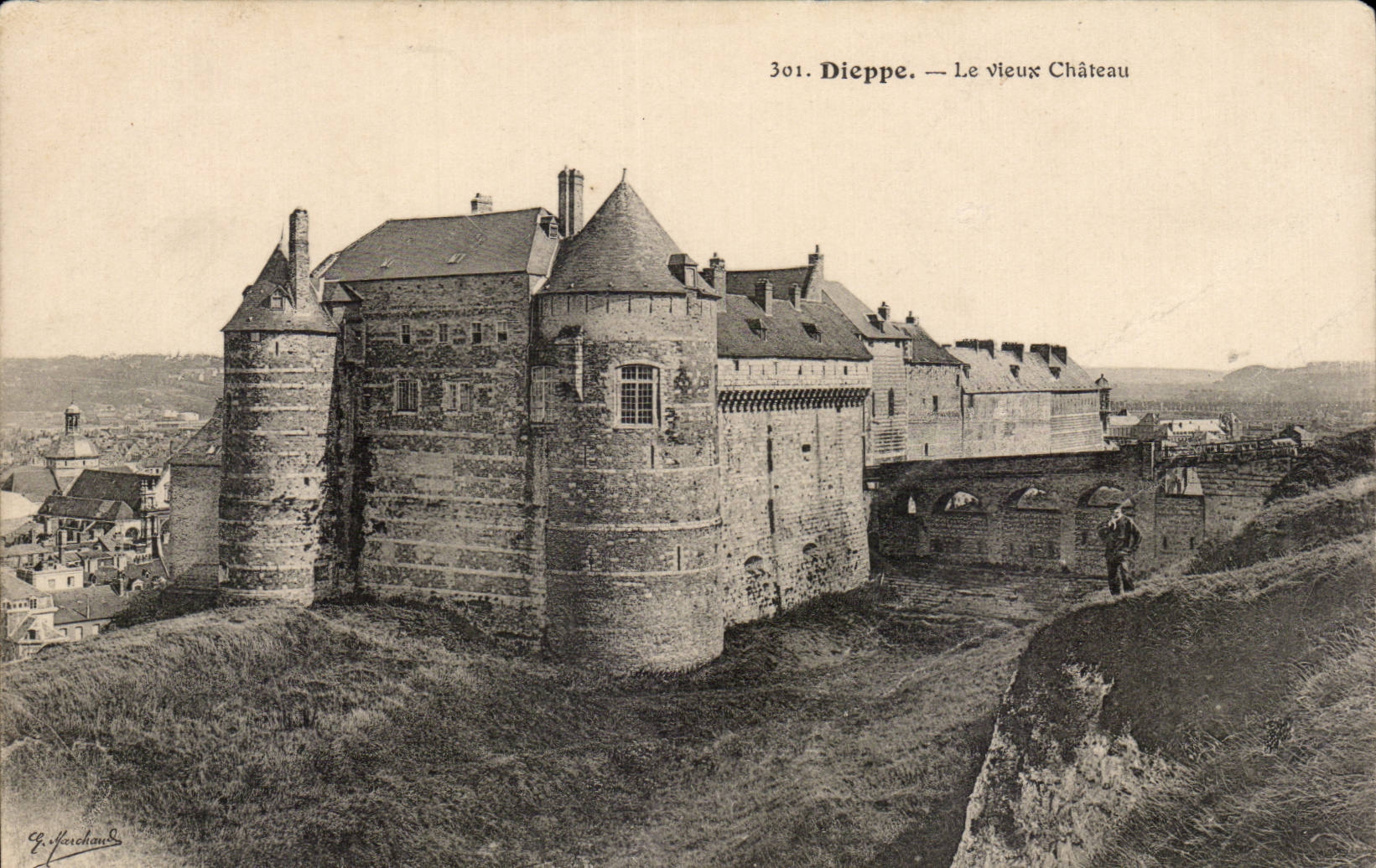 CPA Dieppe Le vieux chateau