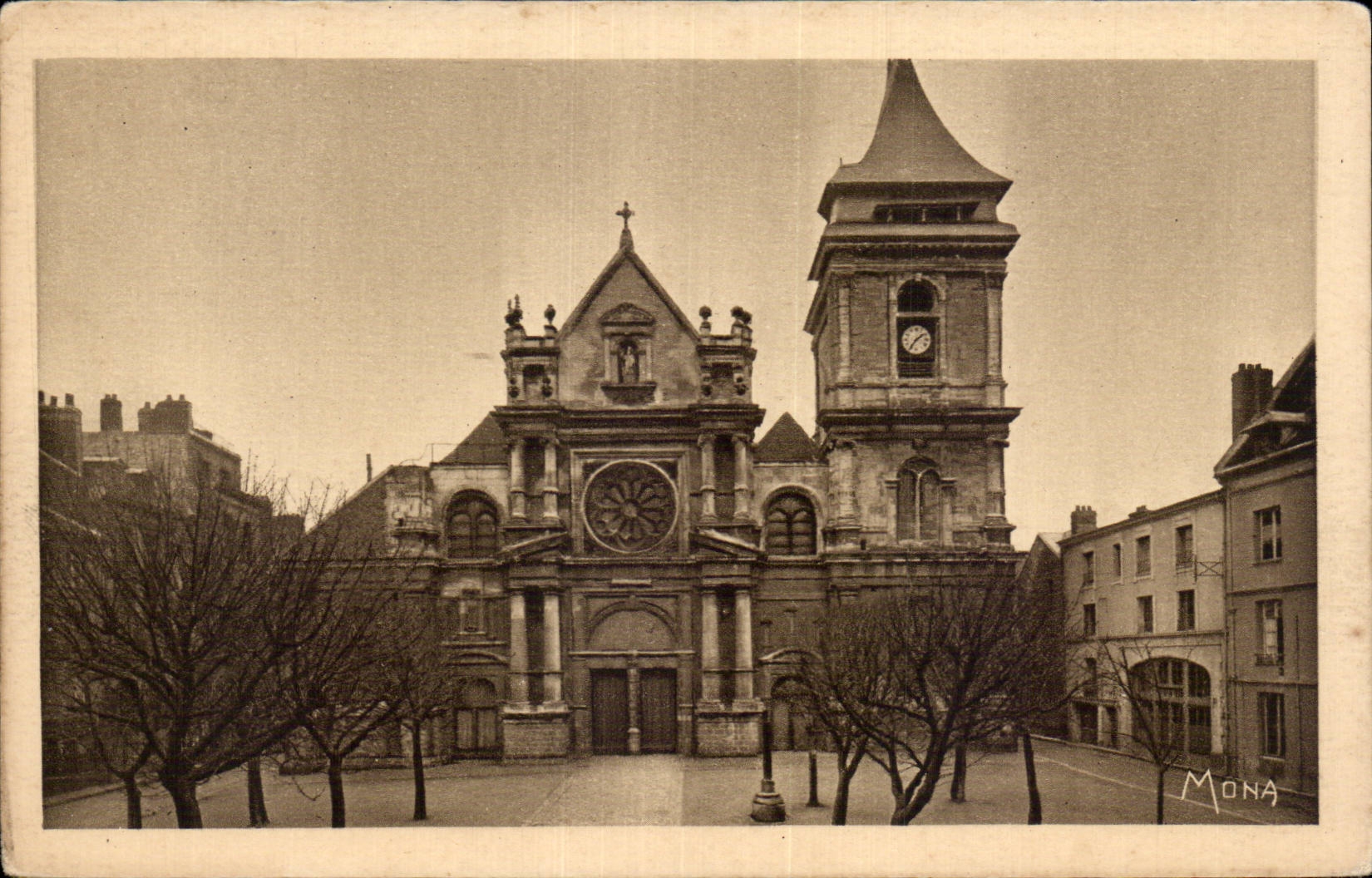 CPA Dieppe L'eglise Saint Remy portail Louis XIII