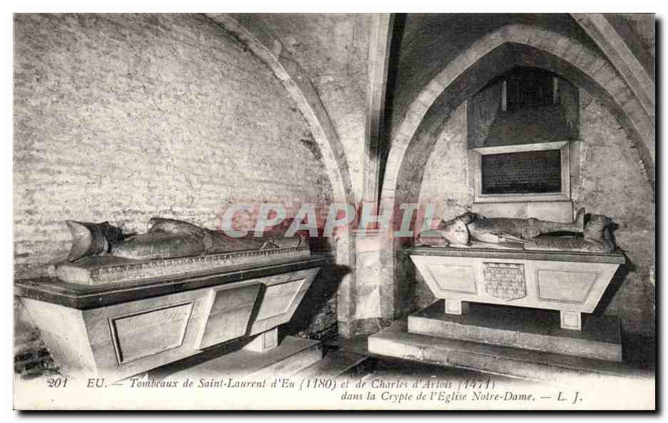 CPA Eu Tombeaux de Saint Laurent d'Eu et Charles d'Artois dans la crypte de l'eglise Notre Dame