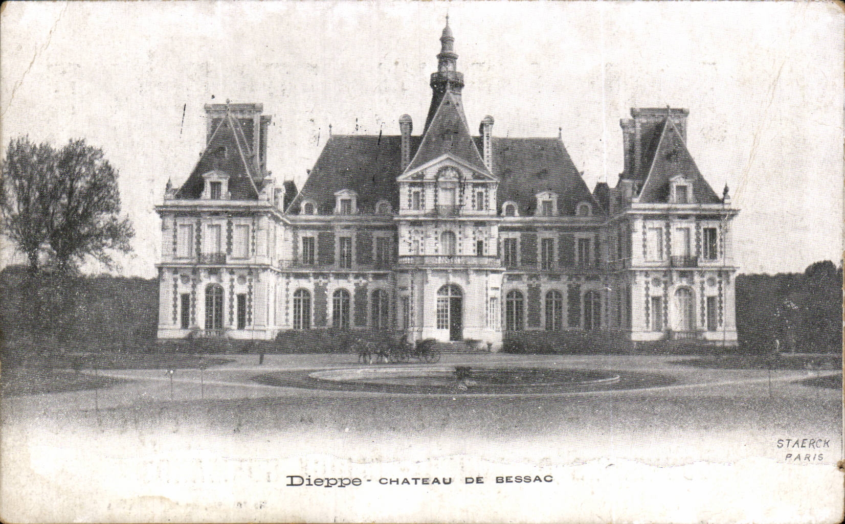 CPA Dieppe Chateau de Bessac (publicite Arthur Lehmann Rue de la Grosse Horloge)