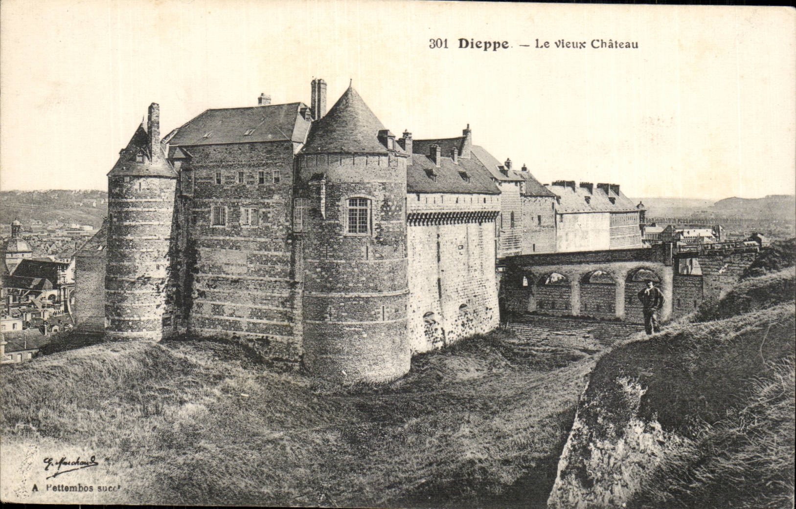 CPA Dieppe Le vieux chateau