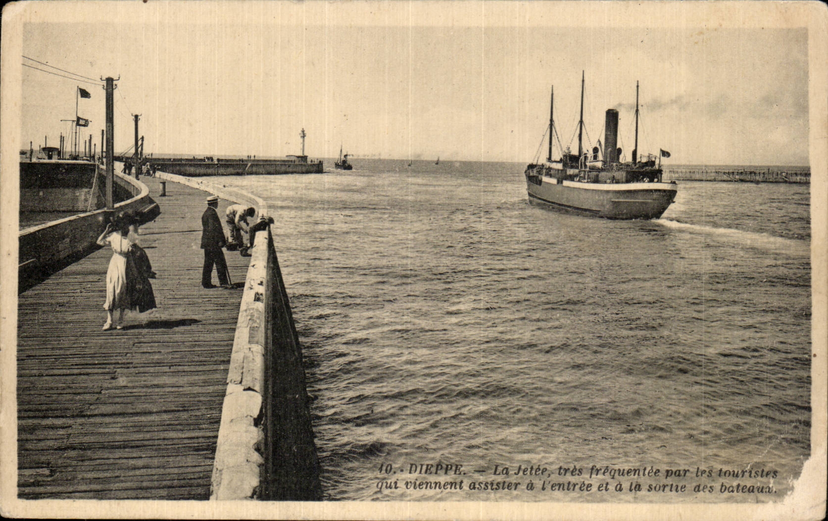 CPA Dieppe La jetee 