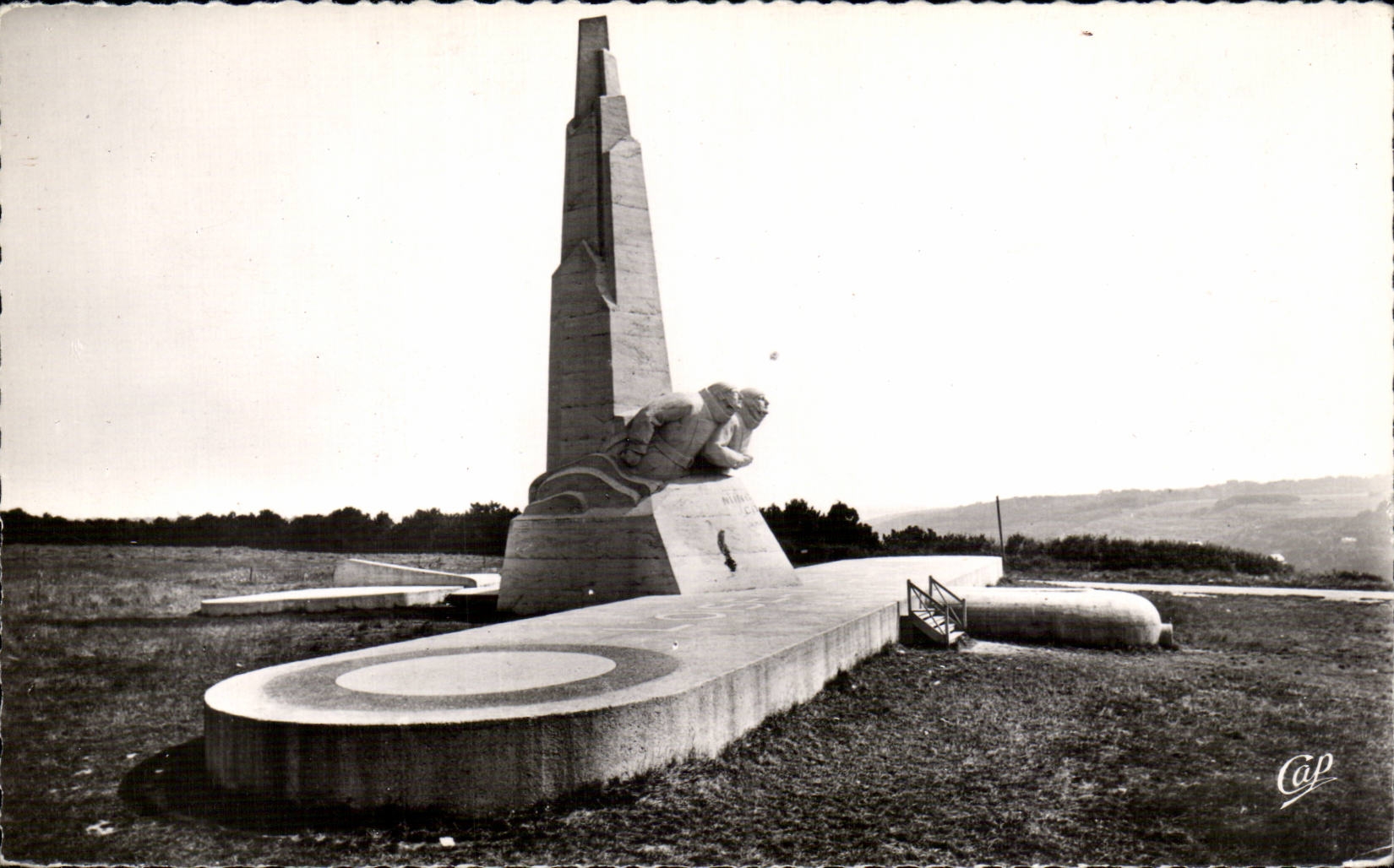 Etretat - Monument Nungesser et Coli - CPA 