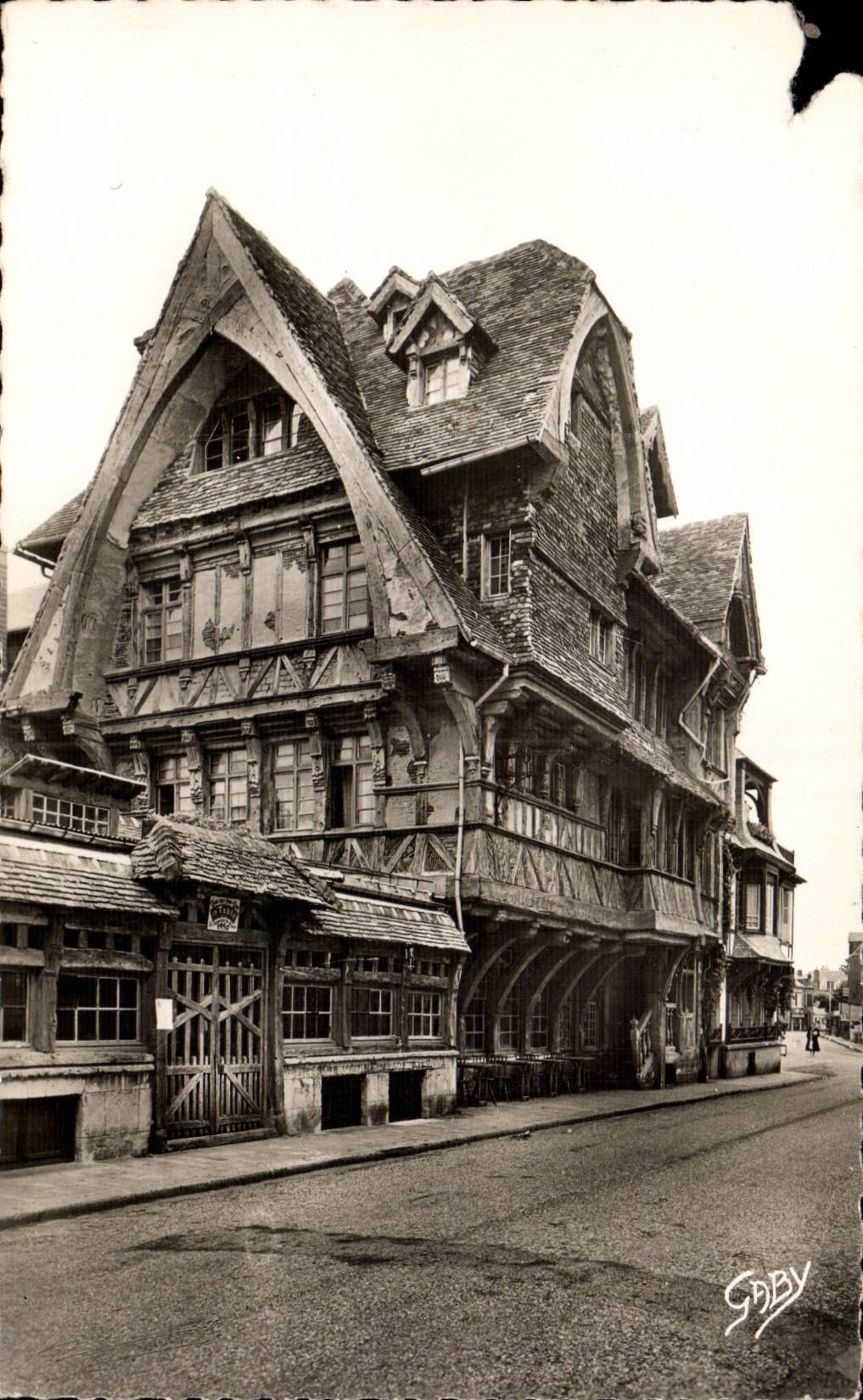 Etretat - La Rotisserie - CPA 