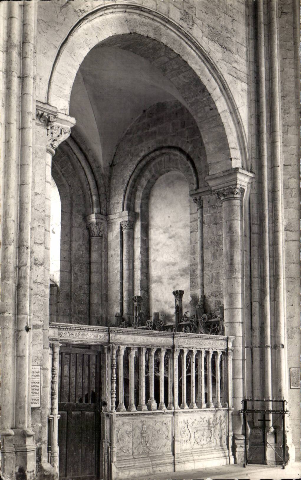 Fecamp - Abbatiale de la Saint Trinite - CPA 