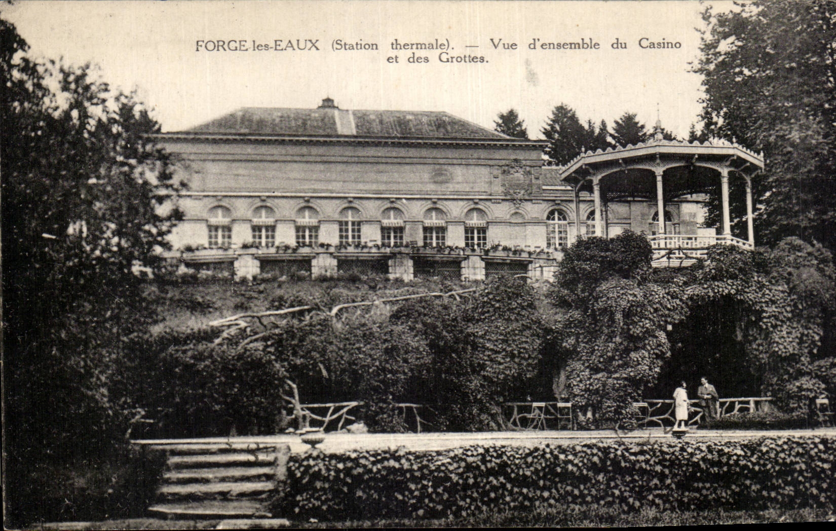 Forges les Eaux - Vue d'Ensemble du Casino et des Grottes - CPA 