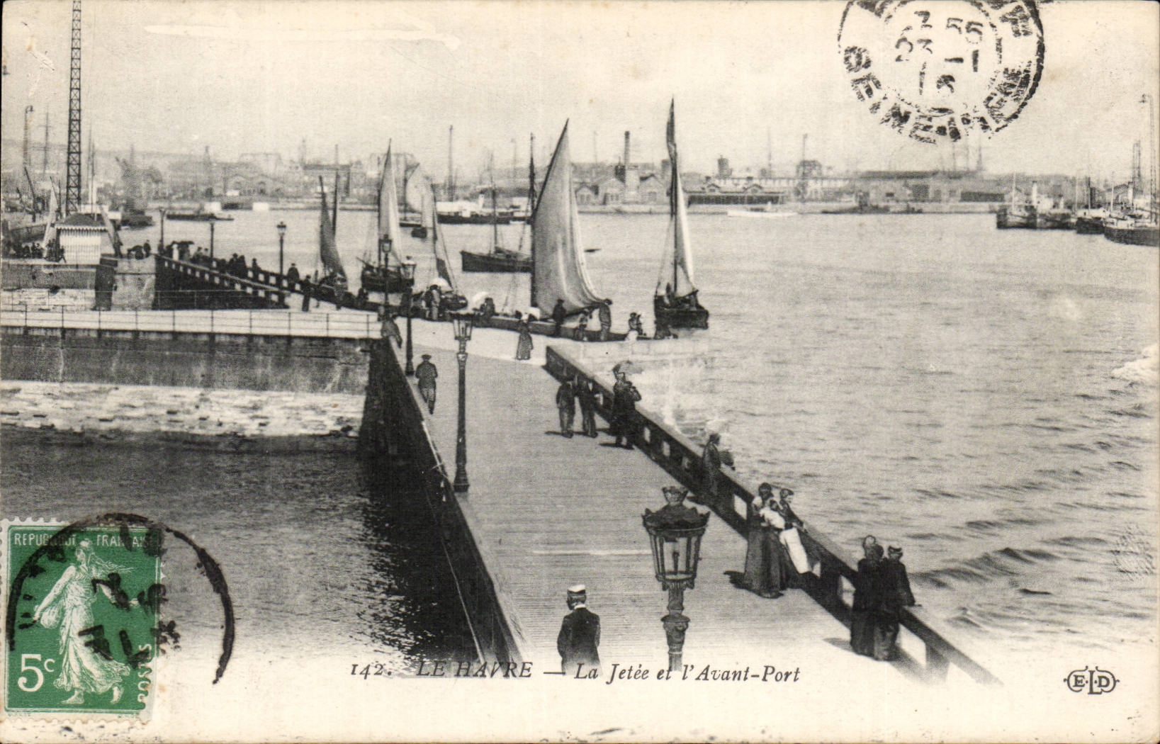 CPA Le Havre La jetee et l'avant port