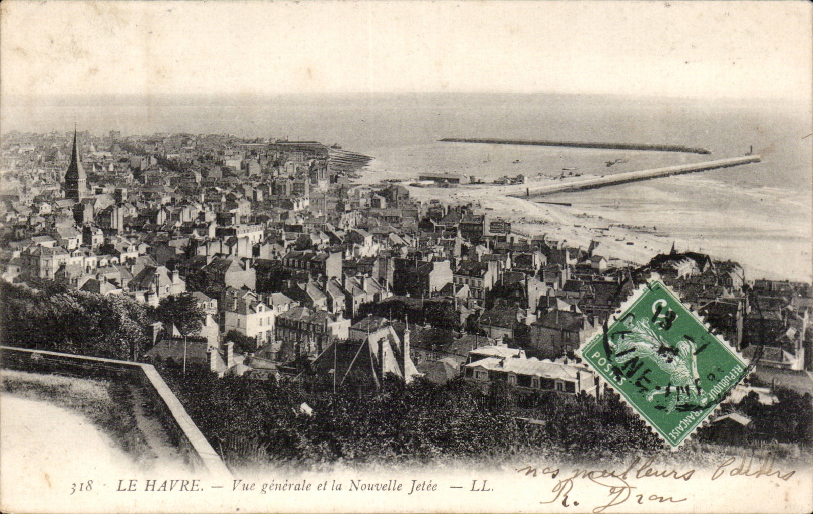 Le Havre - Vue Generale et la Nouvelle Jetee - CPA 