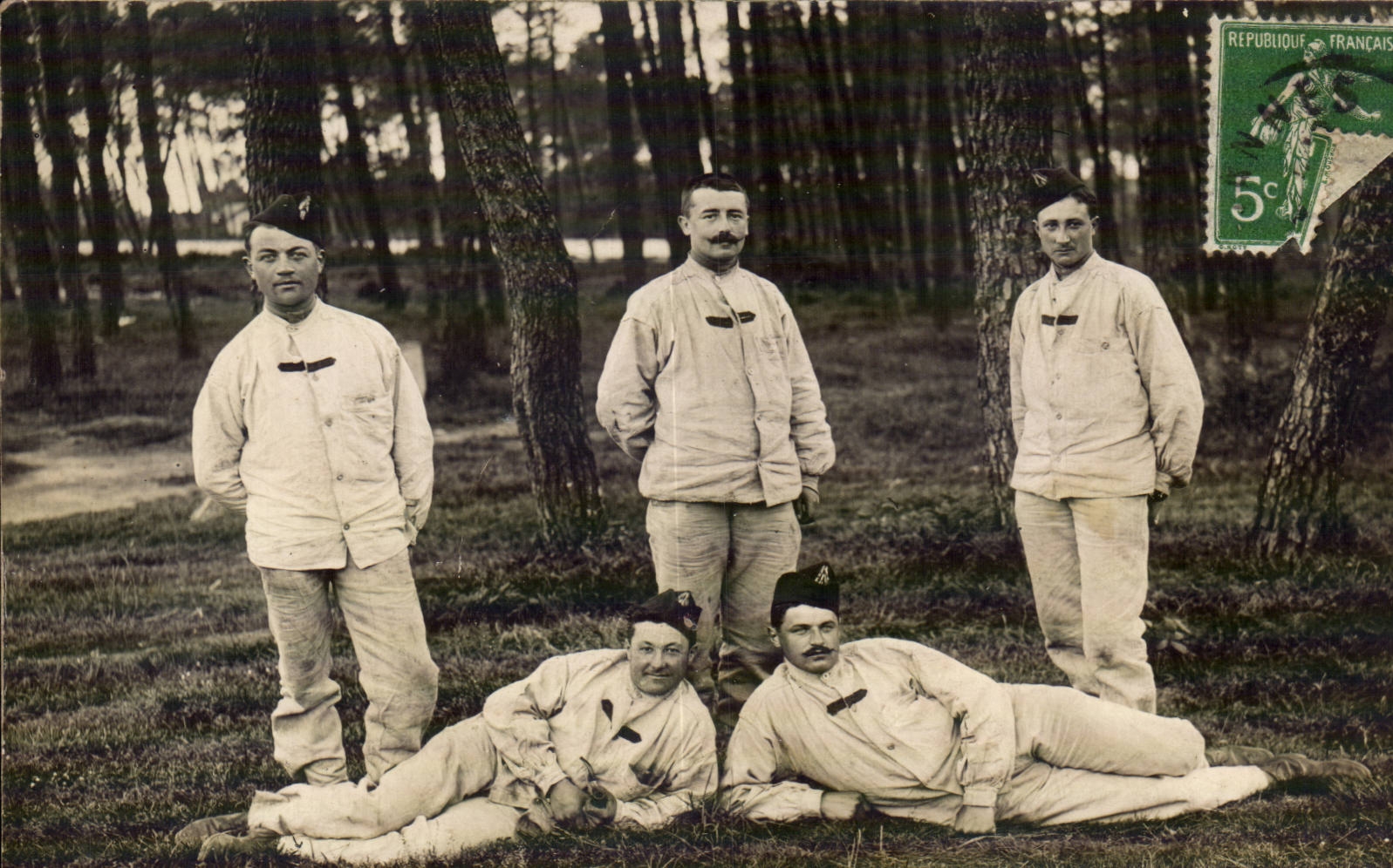 CARTE PHOTO Militaria Soldats Regiment 