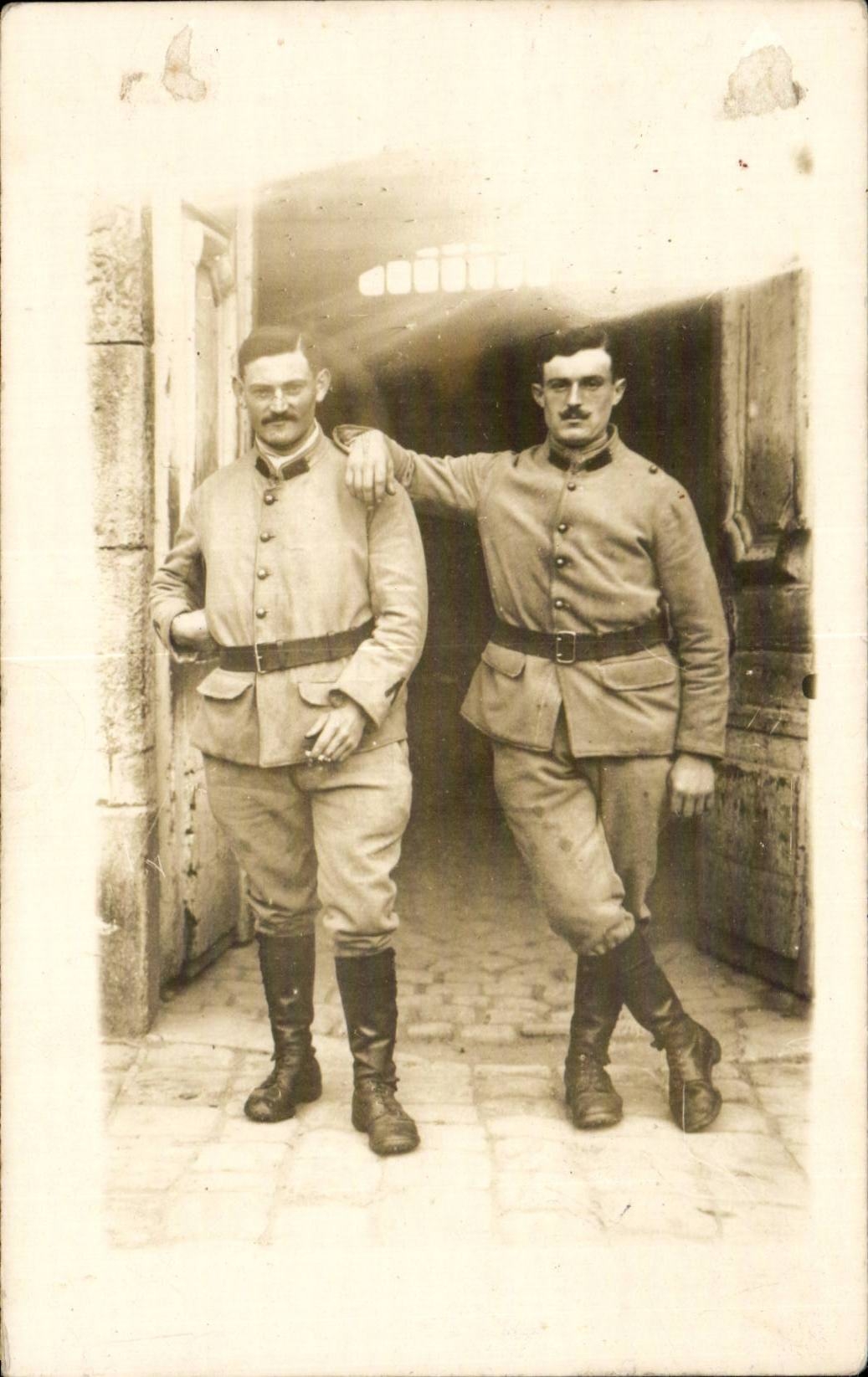 CARTE PHOTO Militaria Soldats