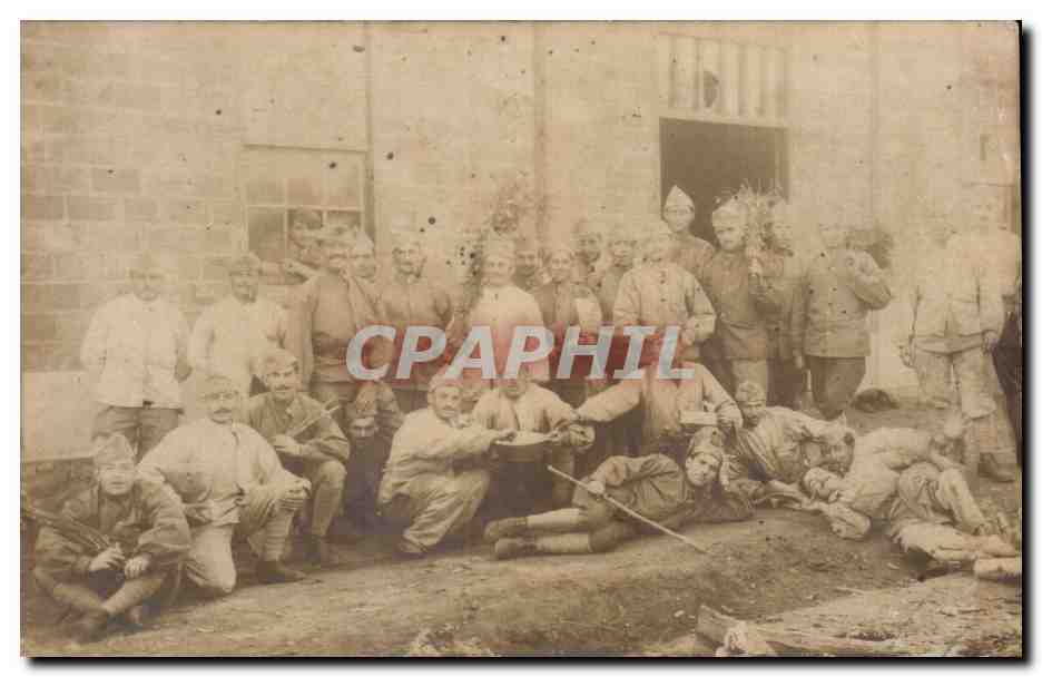 CARTE PHOTO Militaria Coetquidan Soldats