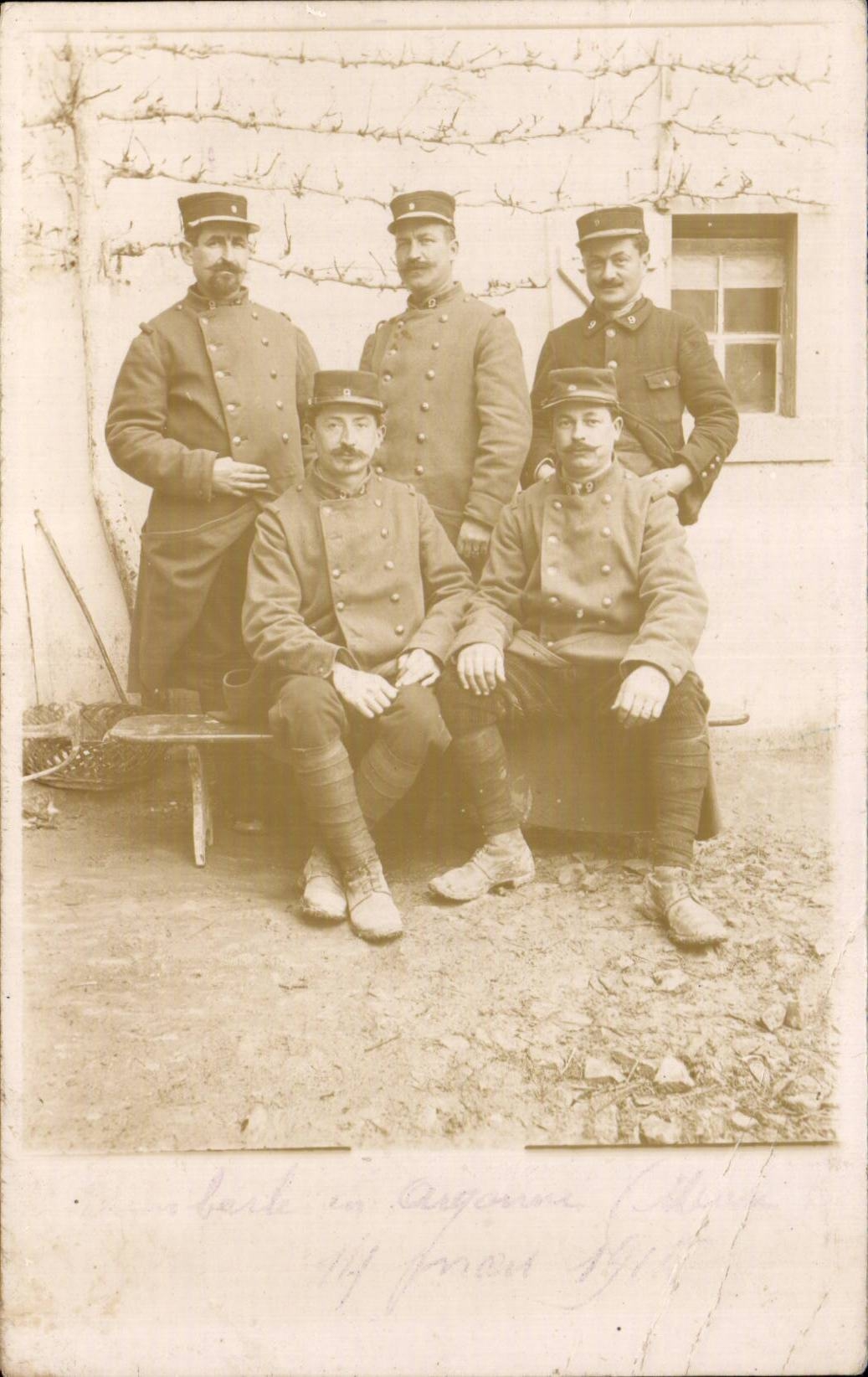 CARTE PHOTO Militaria Soldats 