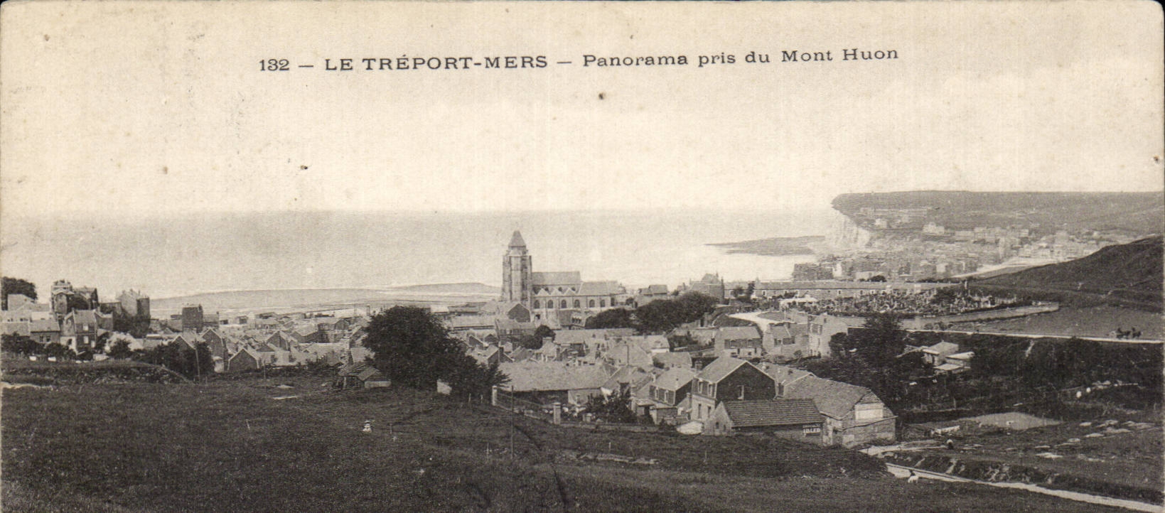 CPA Le Treport Mers Panorama pris du Mont Huon