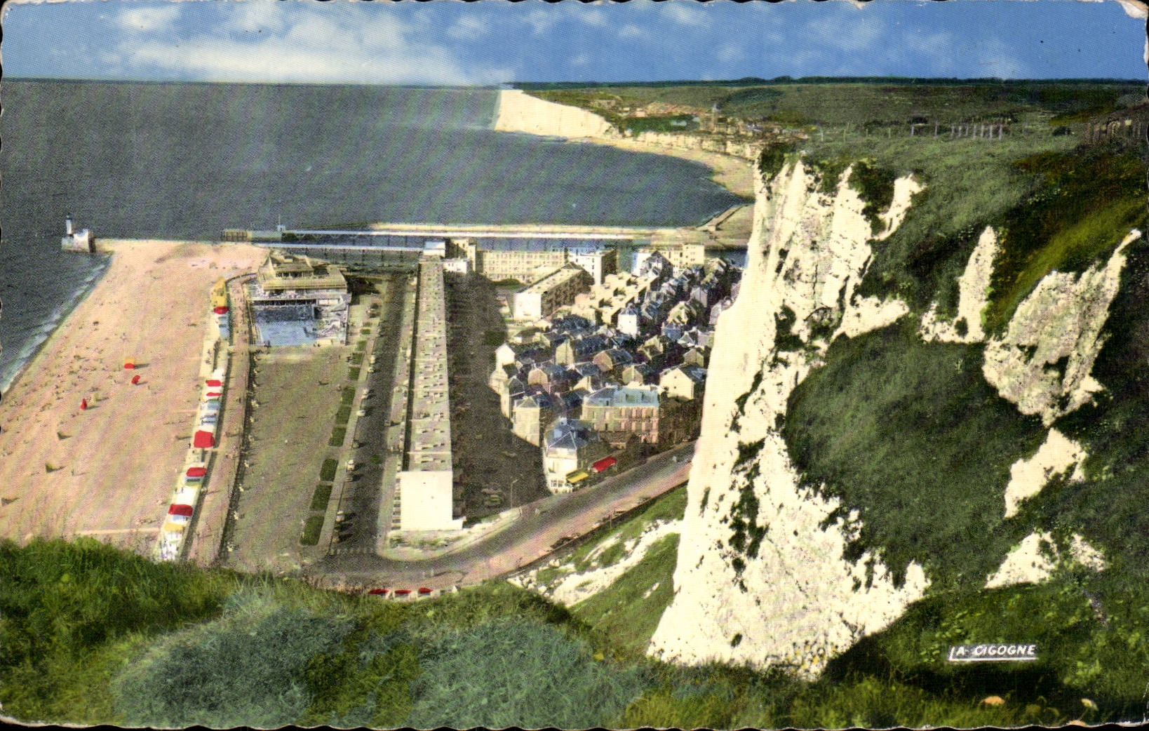 CPA Le Treport Vue generale des plages du Treport et de Mers