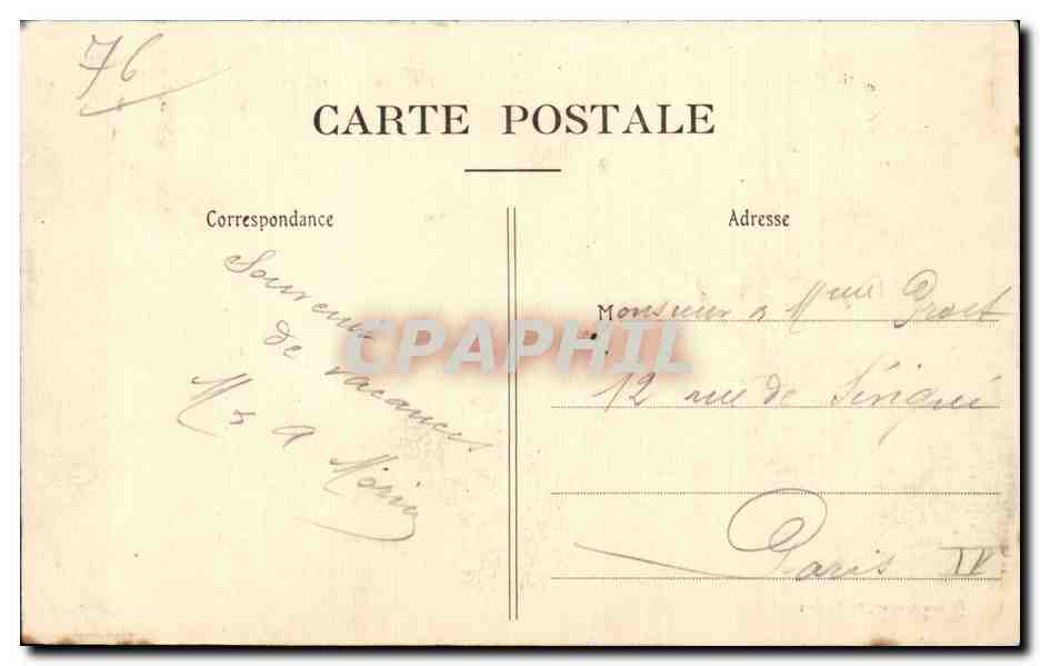 CPA Le Treport Sur la plage au pied des falaises — Rückseite