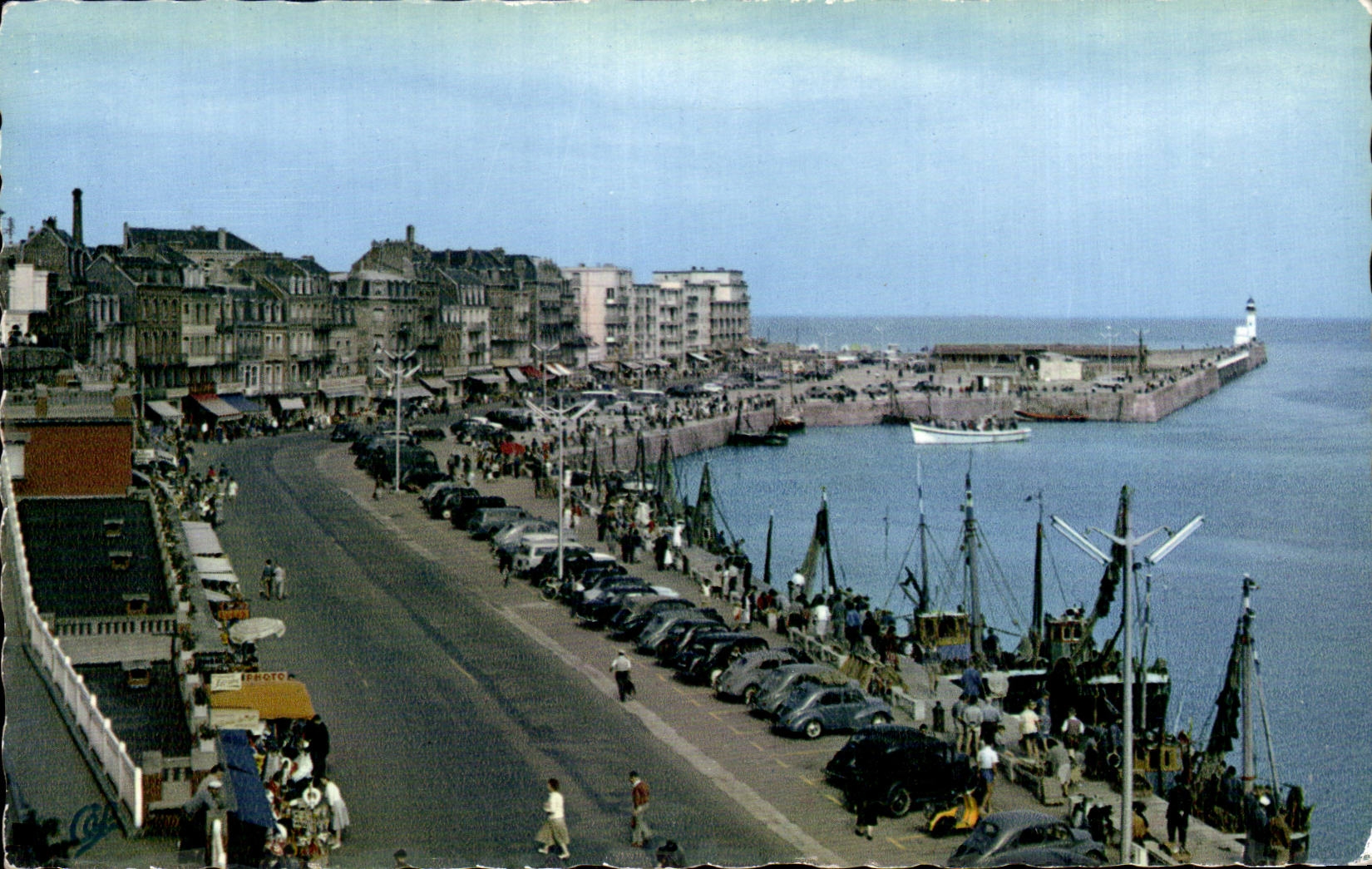 CPA Le Treport Entree du port