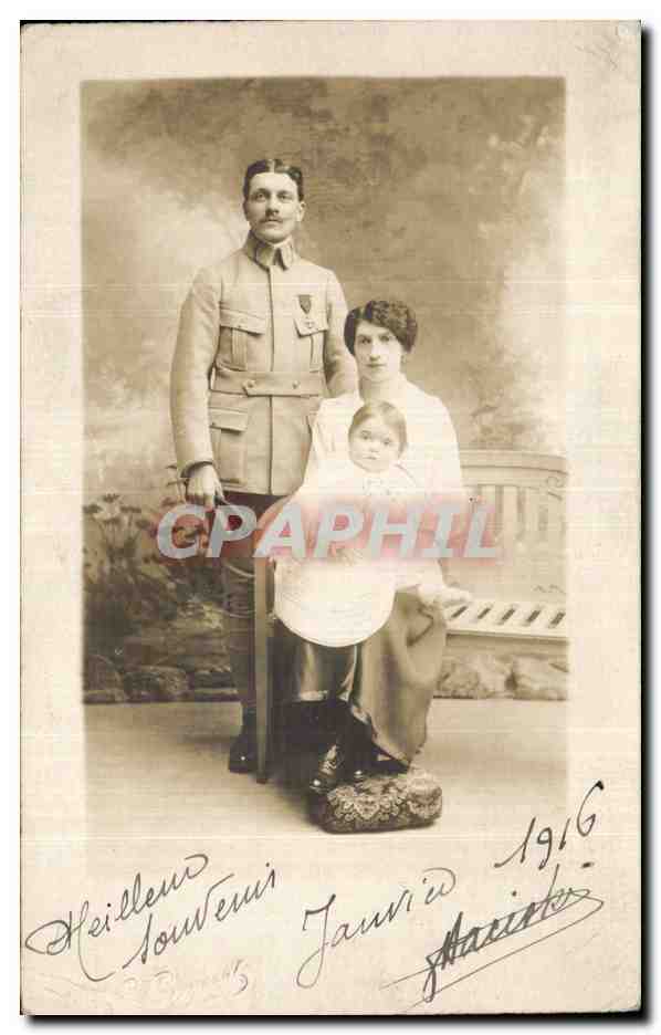 Soldat, femme et enfant — souvenir de 1916 — Heillemont