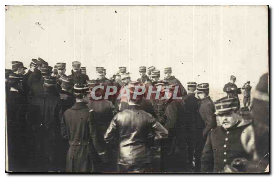 CPA CARTE PHOTO Militaria Soldats Poilus Regiment