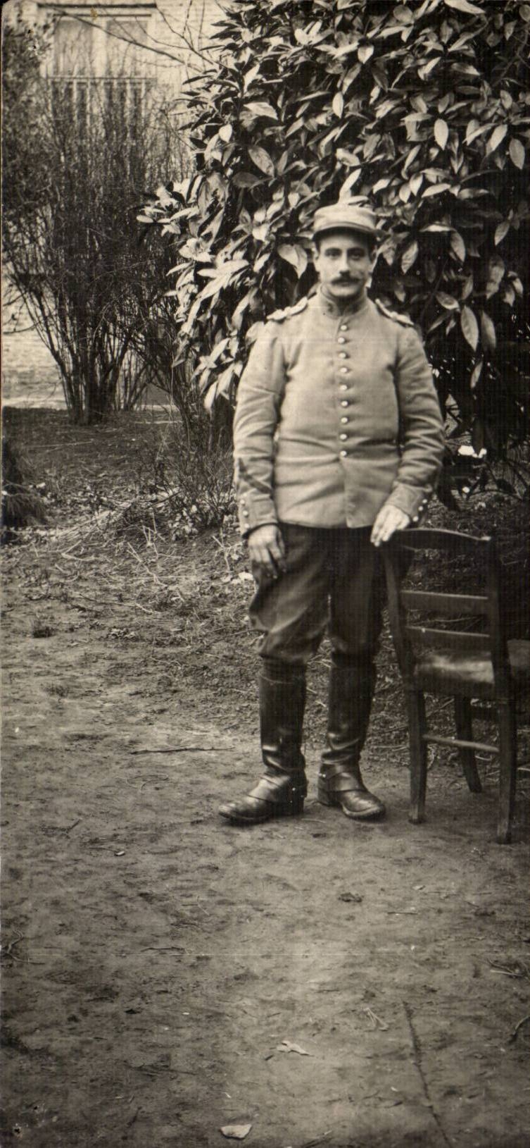 CPA CARTE PHOTO Militaria Soldat Poilu Mr Robert Cleret