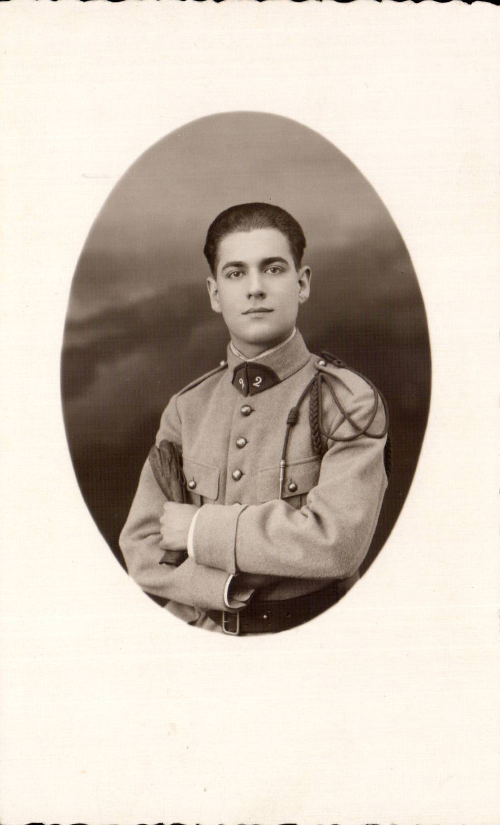Jeune militaire — portrait en uniforme — Photographie J. FROMM, Strasbourg