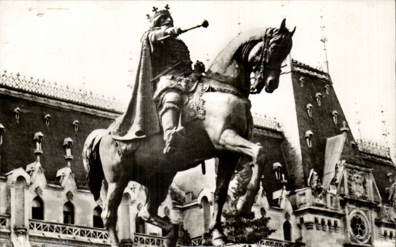 Statue de Stephen le Grand — Iași — Édition C.P.C.S. n°7245